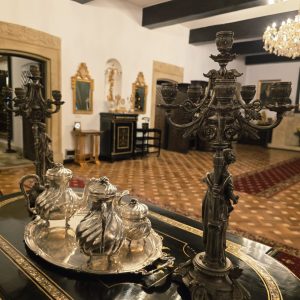 Art. History. Experience. – Eleganță și rafinament în Camera de Black Jack București